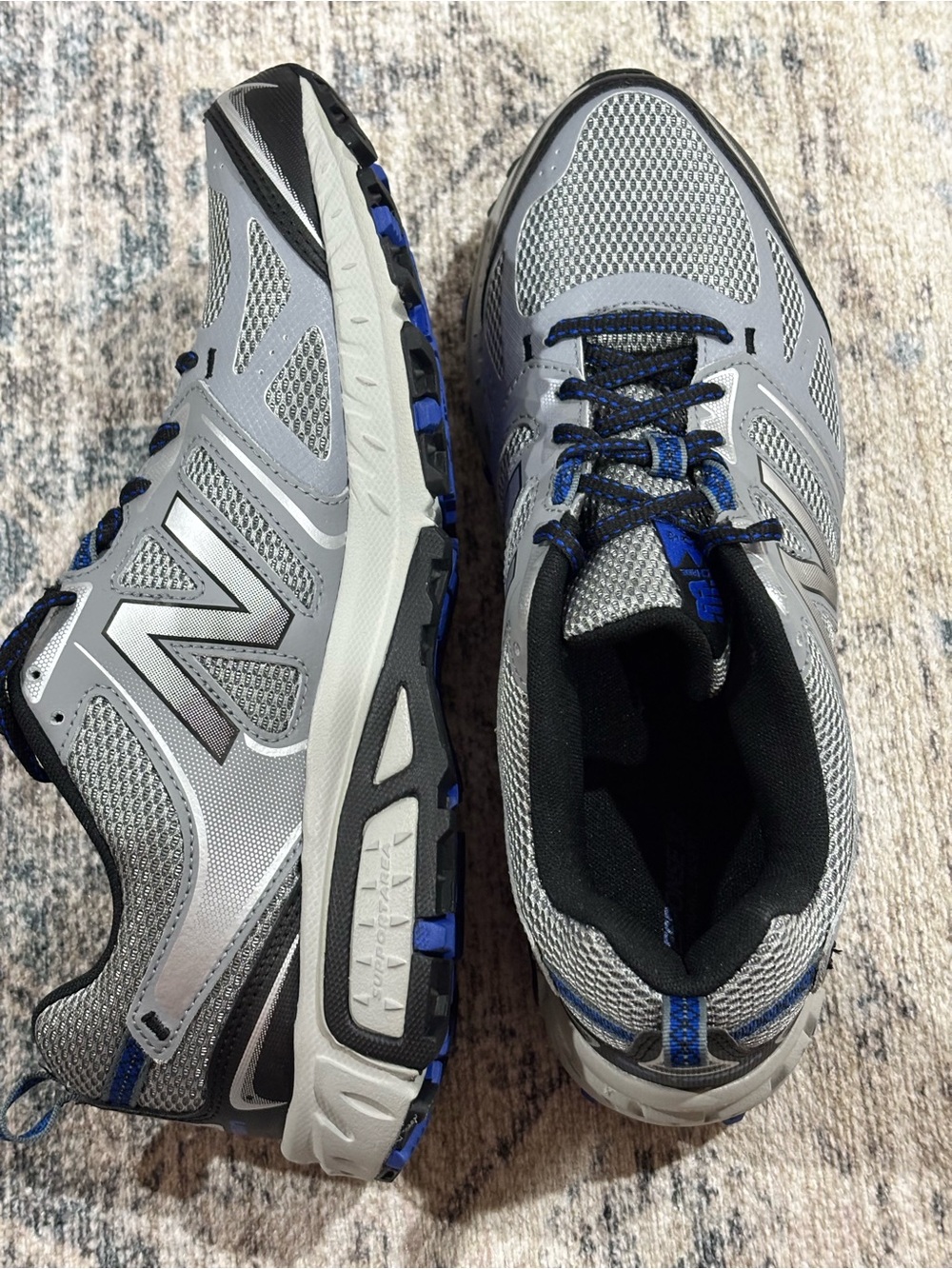 New Balance 412 v3 Silver and Navy Trail Sneakers - Picture 3 of 8